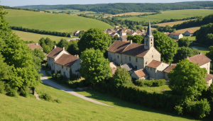 découvrez lacaune, un village charmant où nature et culture se rencontrent. plongez dans un cadre vivifiant, explorez ses paysages pittoresques et laissez-vous séduire par son patrimoine unique.