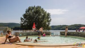 découvrez toutes les activités de loisirs au lac du laouzas : baignade, sports nautiques, randonnée, pêche et détente en pleine nature dans un cadre exceptionnel du tarn.